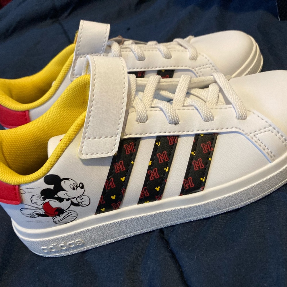 Adidas X Disney Grand Court Size #13 little kids